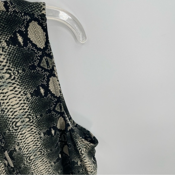 Daniel Rainn Women’s Snakeskin Print sleeveless top size large Black Gray Tan - Picture 6 of 8